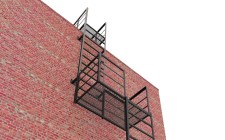 Эвакуационная сварная лестница П1-1-20 из металлического уголка 