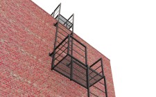 Сварная вертикальная лестница из профилированной трубы без ограждений