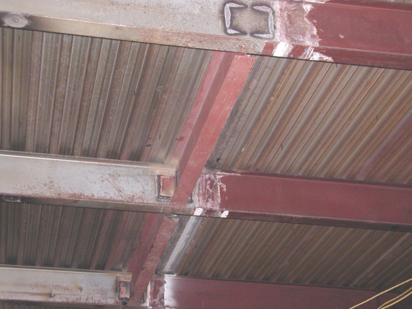 Фото Замена поперечных несущих балок в перекрытии паркинга - сварное соединение